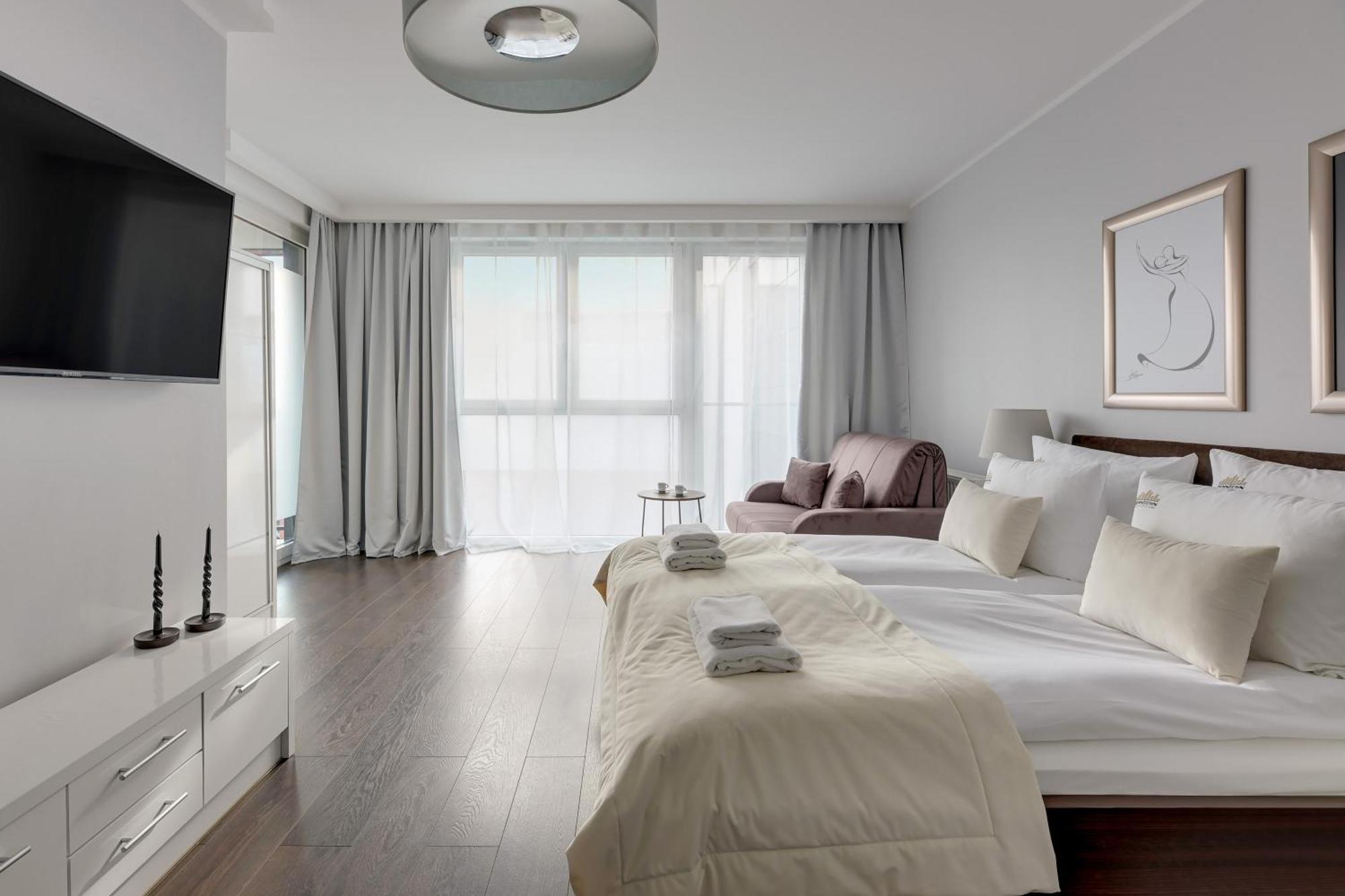 Scala Apartments City Center & Parking By Downtown Apartments Гданьск Экстерьер фото